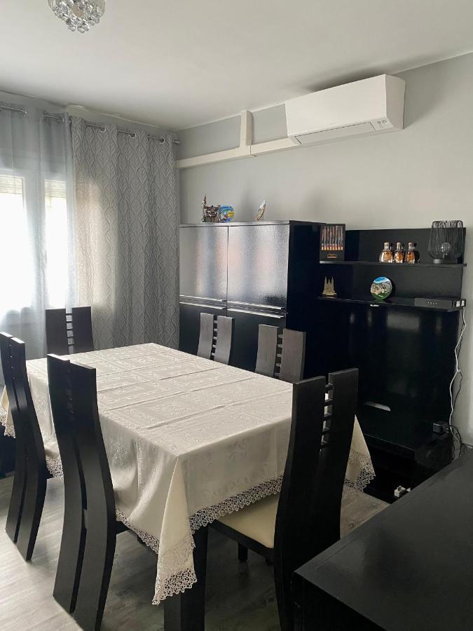 Maison Face A La Cite قرقشونه المظهر الخارجي الصورة